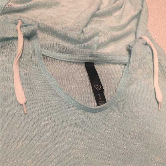 Light blue shirt from Aeropostale - Picture 2 of 3